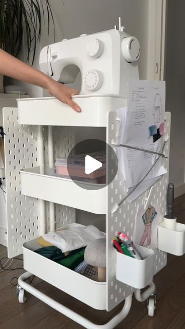 Lizzie on Instagram: "Who else can relate to the struggle keeping track of sewing tools in a small space? 🙋🏻‍♀️ Living in a small apartment means getting creative with space – no sewing room, no problem! My sewing trolley is really a lifesaver for me, carrying allllll my essentials and making it easy to move around. Let me know your tips for staying organized in the comments!  . #sewingorganizer #sewingtipsandtricks #sewingtools #sewinggoals #sewingtutorial #lovesewing #fashiondesignerlife #sewingdiy #sewinghacks #sewingproject #memadewardrobe #sewingpattern" Sewing Organization Small Space, Sewing Areas For Small Spaces, Small Sewing Room Organization, Sewing Trolley, Sewing Cart, Small Sewing Space, Sewing Room Ideas, Small Sewing Rooms, My Essentials