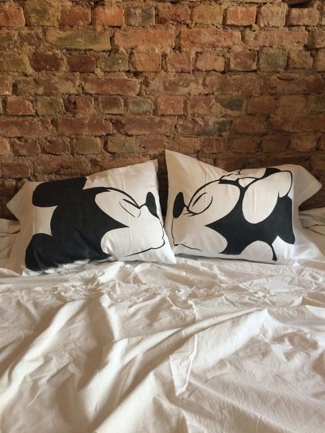 Disney Bedroom Ideas, Disney Bedroom, Mickey And Minnie Kissing, Couple Pillowcase, Disney Bedding, Designer Bedding, Cotton Anniversary Gifts, Disney Print, Disney Home Decor