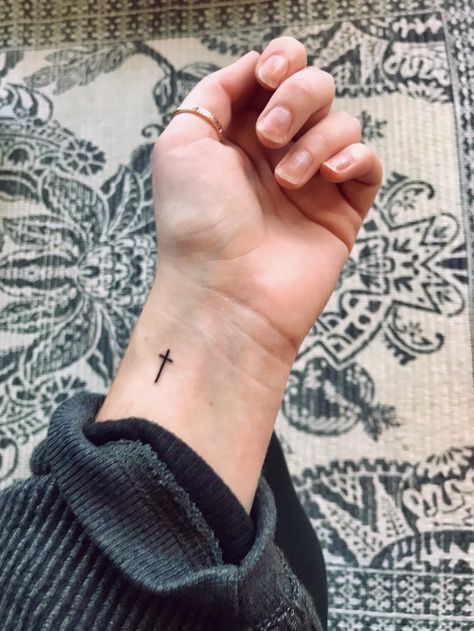 Small Cross Wrist Tattoos For Women, Tiny Cross Wrist Tattoos For Women, Cross Tattoo Danty, Little Cross Tattoo On Wrist, Small Cross On Wrist, Holy Tattoos, Cross Tattoo On Wrist, Simple Wrist Tattoos, Tattoo Spots