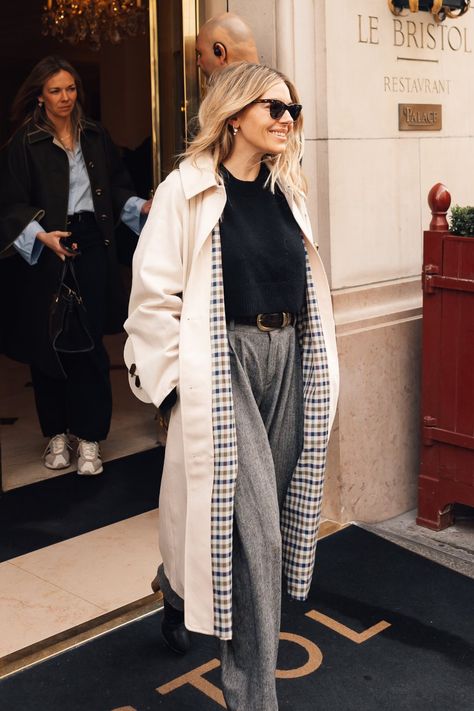 Sienna Miller's Sézane Trench Coat Is Back In Stock French Street Style Winter, Sienna Miller Style, Alexa Chung Style, Sienna Miller, Waiting List, Celebrity Street Style, Autumn Outfit, Back In Stock, Daily Outfits