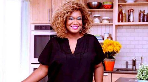 Sunny Anderson Recipes, Female Crush, Beauty And Brains, Sunny Anderson, Definition Of Beauty, Food Network Chefs, Diana Wedding, Radio Personality, Army Men