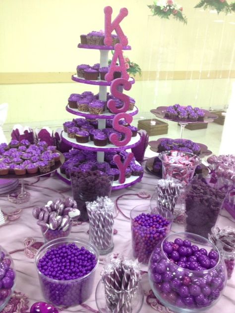 purple candy bar Candy Bar Ideas Purple, Purple Sweets Table, Purple Candy Bar Ideas, Purple Candy Table, Purple Candy Bar, Purple Dessert Tables, Purple Candy Buffet, Purple Desserts, Purple Sweet 16