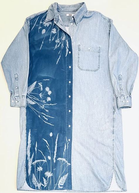 Cyanotype Clothing, Water Stone, Cyanotype Process, Unusual Clothes, Indigo Shibori, Cloth Flowers, Upcycled Denim, Cute Diys, How To Dye Fabric