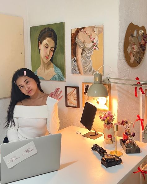 Welcome to Chiec Studio! 💫 I'm Chie, an artist and small business owner passionate about art (painting, ceramics, and design). Through Chiec Studio, I combine creativity and entrepreneurship to bring you unique and inspiring art. On this account, you can expect behind-the-scenes look at my creative process, previews of new artworks, and insights into my journey as an artist ans entrepreneur. I'll also be sharing tips, tutorials, and occasional glimpse into my daily life at the studio. #b... Artist Small Business, Painting Ceramics, My Daily Life, 2025 Vision, Inspiring Art, About Art, Art Business, Small Business Owner, Creative Process