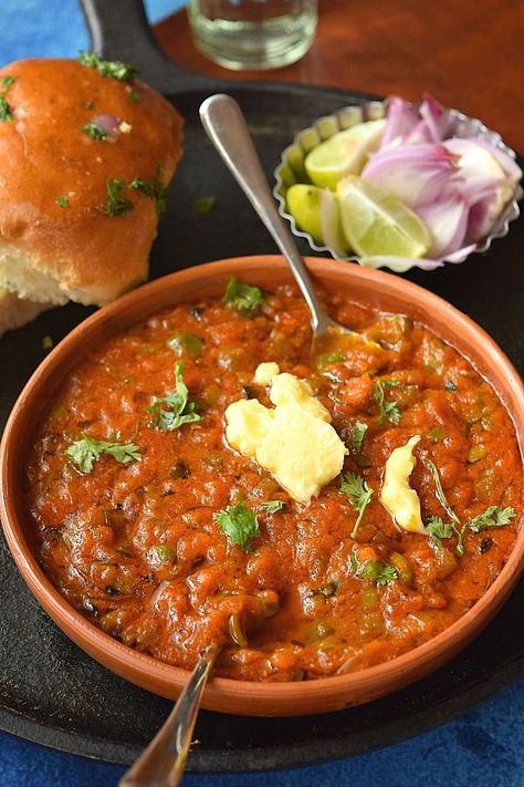 #indianfastfoodrecipes #easyfastfoodrecipes #ve Pav Bhaji Recipe, Indian Fast Food, Spices Photography, Pav Bhaji Masala, Mumbai Street Food, Bites Recipes, Bhaji Recipe, Savory Bites, Pav Bhaji