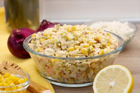 Rice salad with crab sticks ⋆ MeCooks Blog Crab Sticks, Swedish Cuisine, Seafood Lunch, Rice Salad Recipes, Marinated Vegetables, Crab Stick, Beet Soup, Quick Salads, Beetroot Salad