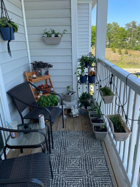 Small Plant Patio, Cute Small Porch Ideas, Apartment Patio Ideas On A Budget, Small Balcony Ideas On A Budget, Apartment Patio Garden Ideas, Dollar Tree Furniture, Small Patio Ideas Townhouse, Apartment Outside, Lanai Ideas