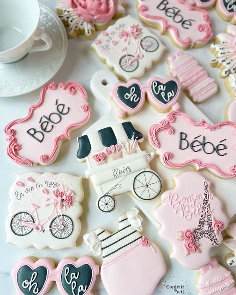 Kerstyn Lott (@confettiyeticookies) | Instagram Bonjour To Four, Hello Kitty In Paris, Paris Cookies, Cupcake Bar, Theme Cookies, Cookies Theme, Baby Spice, Paris Themed, Paris Party