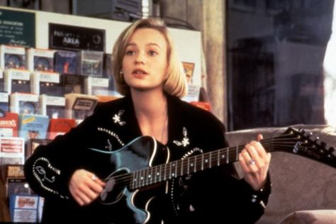 Miranda Presley, Young Country Singers, Samantha Mathis, Princes Of The Universe, Country Singer, 90s Movies, Fav Movies, Glam Metal, Honky Tonk