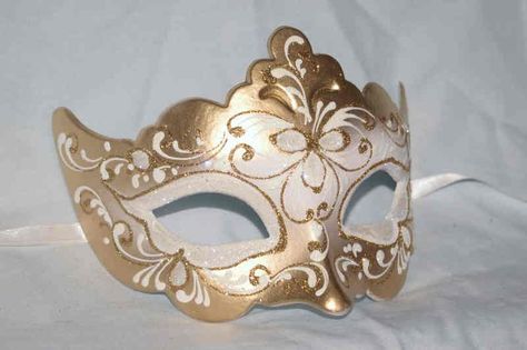 Giglio Fiore white gold mask White And Gold Mask Masquerade, Maskerade Mask Gold, Gold And White Masquerade Mask, Luxury White Masquerade Mask For Carnival, Elegant Gold Theater Masks, Gold Baroque Masquerade Mask, Opera Mask, Ball Mask, Masquerade Theme