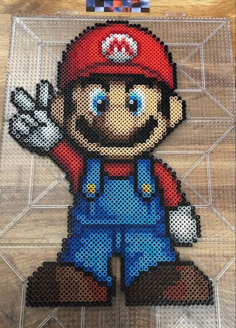 Waluigi Perler Bead Pattern, Easy Perler Beads Ideas 3d, Mario Bros Perler Beads, Super Mario Perler Bead Patterns, Mario Perler Bead Patterns, Super Mario Pixel Art, Mario Perler Beads, Pixel Art Mario, Hama Beads Mario