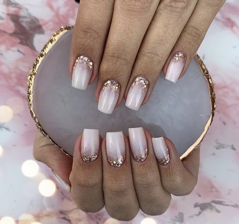 Ombre Pink Nails Glitter, Nokti Za Svadbu, Ongles Blanc Laiteux Nail Art, Silver Glitter Ombre Nails, Pink Sparkle Nails, White Gel Nails, Makeup Nails Designs, Ombre Nails Glitter, Ombre Acrylic Nails