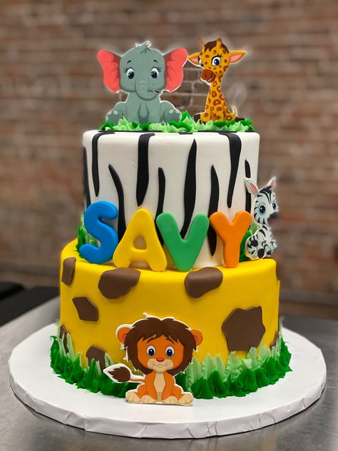 Simple Jungle Theme Cake, Jungle Theme Cake Without Fondant, Jungle Theme Birthday Cake, Birthday Cake For Boy, Jungle Theme Cake, Cakes Without Fondant, Cake For Boy, Green Birthday Cakes, Jungle Theme Cakes