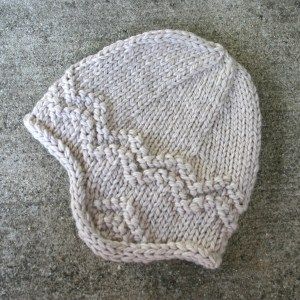 Easy Knit Hat, Earflap Hat, 자수 디자인, Hat Knitting Patterns, Knitting For Kids, Free Knitting Pattern, Knitted Hat, Knitting Accessories, Knit Or Crochet