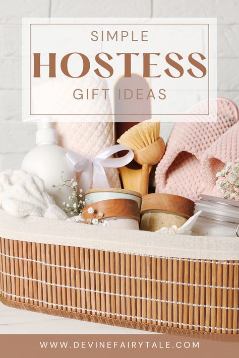 Hostess gifts are a delightful way to express your gratitude and make your host’s day a little brighter. When it comes to finding the perfect hostess gift, it can be tricky to find something that is both thoughtful and useful. If you're looking for some inspiration, check out these hostess gift ideas that are sure to please any hostess. Wedding Shower Hostess Gifts, Simple Hostess Gift Ideas, Host And Hostess Wedding Duties, Bridal Shower Hostess Gifts From Bride, Baby Shower Hostess Gift Ideas, Hostess Gift Ideas, Baby Shower Host Gift, Best Hostess Gifts Amazon, Inexpensive Hostess Gifts