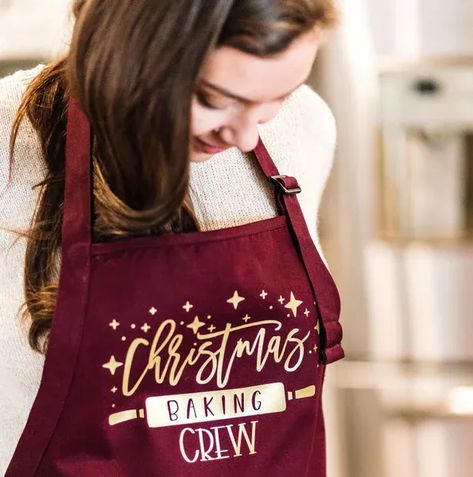 Christmas Baking Crew Personalized Apron - Rich Design Co Matching Aprons, Apron Ideas, Personalized Apron, Aprons For Women, Cricut Christmas Ideas, Rich Design, Christmas Apron, Apron Sewing Pattern, Baking Apron