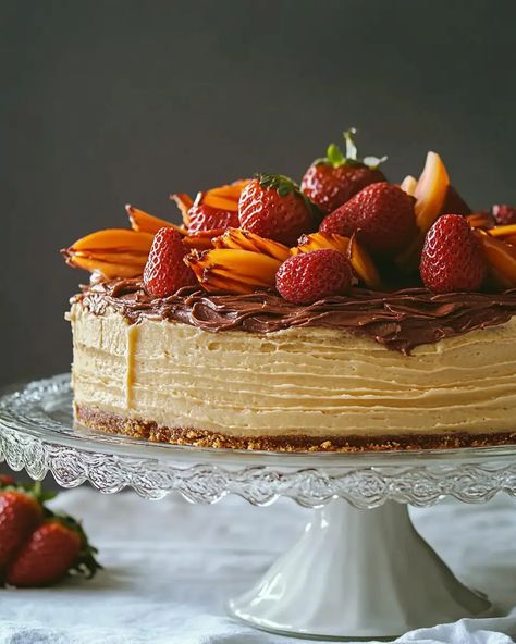 Dobos Torte - Luna Recipe Dobos Torte, Dessert Bar Recipe, Caramel Topping, Chocolate Buttercream, Sponge Cake, Dessert Bars, Bars Recipes, Healthy Drinks, Butter Cream