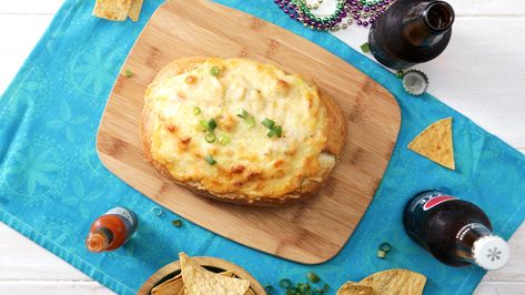 Jambalaya Dip | Tastemade Bowl Ingredients, Green Bell Pepper, Bread Bowl, Andouille Sausage, Andouille, Bread Bowls, Jambalaya, French Bread, Party Food Appetizers