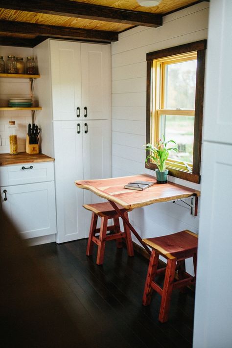 Camper Table, Hippie House, River Retreat, House Storage, Small Kitchen Tables, Tiny House Kitchen, Mountain River, Tiny Spaces, Kitchen Inspo