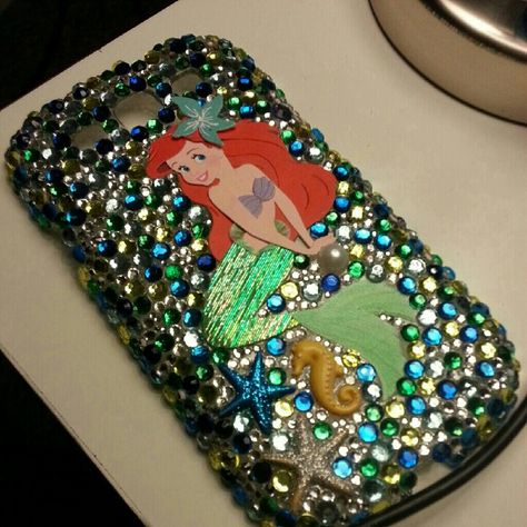 I NEED THIS IN MY LIFE!!!! Anyone know where I can find this? I've scowered the internet and found nothing :( #TheLittleMermaid #Ariel #Disney #DisneyPrincess Sea Punk, Dream Phone, Phone Things, Ariel Disney, Phone Items, Pretty Phone Cases, Tablet Cover, Iphone Phone, Cell Phone Case