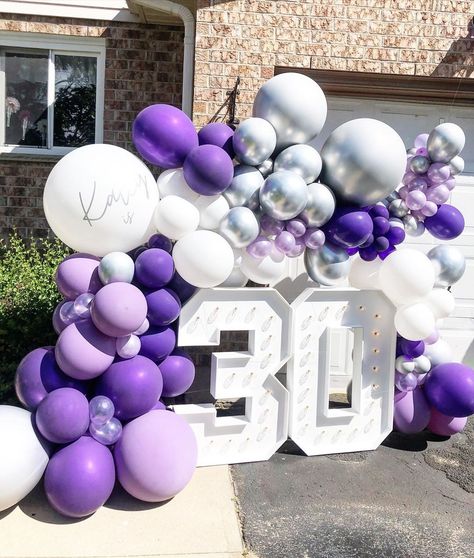 Light Balloons, Marquee Numbers, 40th Birthday Balloons, Silver Party Decorations, Balloon Numbers, Birthday Lights, 1 Balloon, Balloon Display, Balloon Installation