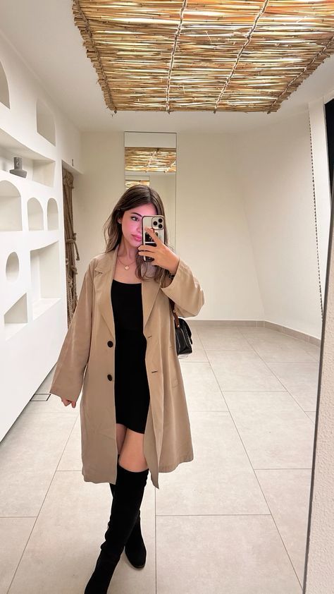 Outfit Saco Beige, Beige Overcoat Outfit Women, Outfits Con Saco Beige, Zara Winter, Best Winter Outfits, Beige Outfit, Beige Coat, Best Poses For Pictures, Beige Top