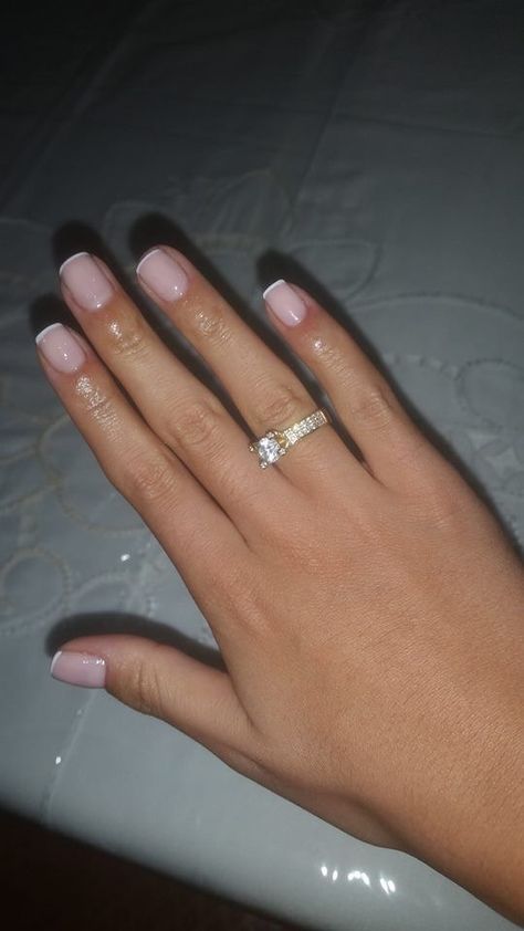 Natural Nails Manicure, French Tip Acrylic Nails, Simple Acrylic Nails, Work Nails, Bridal Elegance, Classy Acrylic Nails, Short Square Acrylic Nails, Soft Nails, Nails 2024