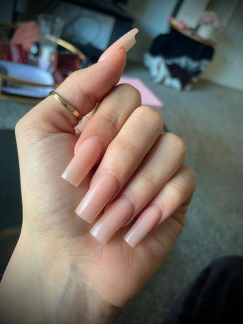 Acrylic Overlay Nails Ideas, Bare Acrylics, Gigi Nails, Natural Looking Acrylic Nails, Nails Xoxo, Matte Nail Colors, Natural Nails Manicure, Overlay Nails, Natural Acrylic