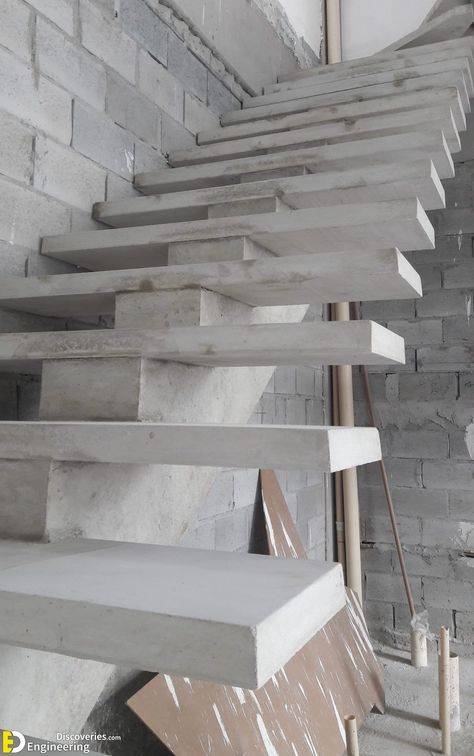 Rcc Staircase Design, Concrete Stairs Indoor, Floating Concrete Stairs, Stair Types, Stairs Floating, Outside Stairs, Types Of Stairs, Stairs Stringer, Concrete Staircase