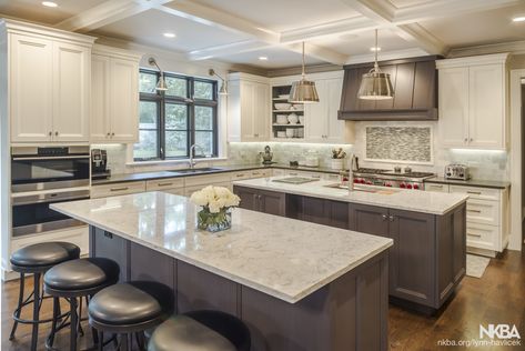 Double Kitchen Island Ideas Layout, Kitchen Double Island, Transitional Farmhouse Kitchen, Island Kitchen Layout, Double Island Kitchen Layout, Kitchen Trends 2021, L Shape Kitchen Layout, Double Island, Double Island Kitchen