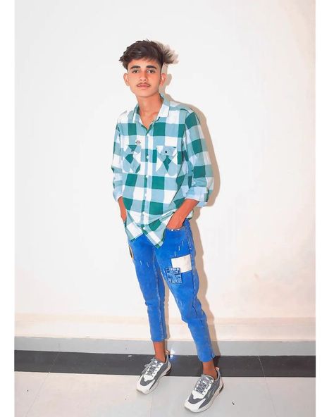 😈(DAKU)😈 | 📸💌💗 | Instagram Hair Look Boy, Boys Pic Stylish Dp, Best Poses For Boys, Attitude Stylish Boys Pic, Men Fashion Photoshoot, Men Fashion Photo, Drawing Couple Poses, Cute Love Photos, Baby Photo Editing