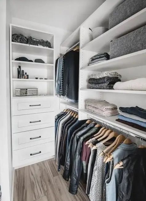 a small Nordic closet with open shelves, holders for clothes hangers and some built in drawers is a cool idea 3 Row Hanging Closet, Small Long Closet Ideas, 7x4 Closet Layout, Shallow Walk In Closet, Long Narrow Closet Design, Dresser In Closet Ideas Small Spaces, L Shaped Closet Organization, Walk In Closet Shelving Ideas, Square Closet Organization