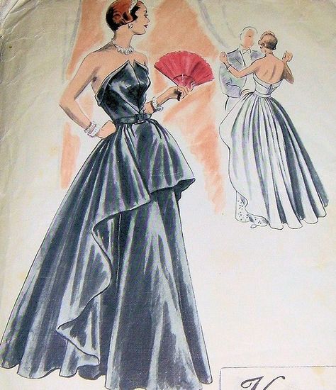 Vogue Couturier 436; Bust 34...M.Talor: Looks a lot like one of the dresses Jennifer Lawrence wore at the Oscars? Like the one she tripped in and fell forward in Evening Gown Pattern, Evening Dress Sewing Patterns, Vintage Fashion Sketches, Vintage Vogue Patterns, Vintage Vogue Sewing Patterns, Patron Vintage, Vestidos Retro, Vogue Vintage, Strapless Evening Gowns