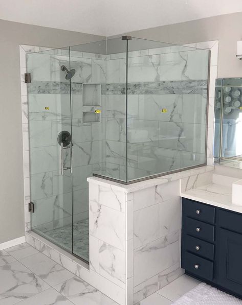 Door + Panel + Return Gallery - Northside Glass Pony Wall Ideas, Half Wall Ideas, Half Wall Shower, Bathroom Shower Enclosures, Wood Floor Bathroom, Pony Wall, New House Bathroom, Half Walls, Master Bath Remodel