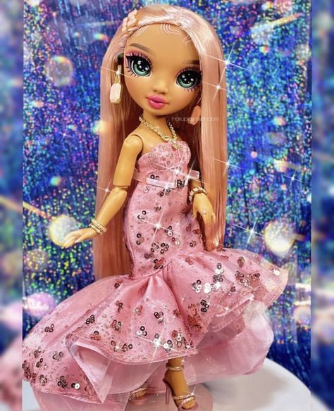 Rainbow High Sabrina St Cloud, Sabrina St Cloud, Custom Rainbow High, Shadow High Dolls, Dolls Rainbow High, Hollywood Divas, Cloud Rainbow, Doll Pictures, Rainbow High Dolls