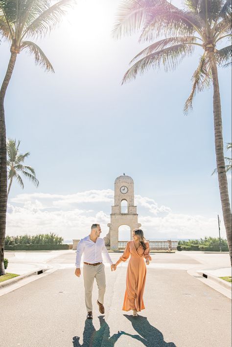 Palm Beach Engagement Photos, Bow Renewal, Beach Pictures Inspo, Palm Beach Island, Grad Shoot, Cute Engagement Photos, Engagement Photoshoot Ideas, Palm Beach Wedding, Prom 2024