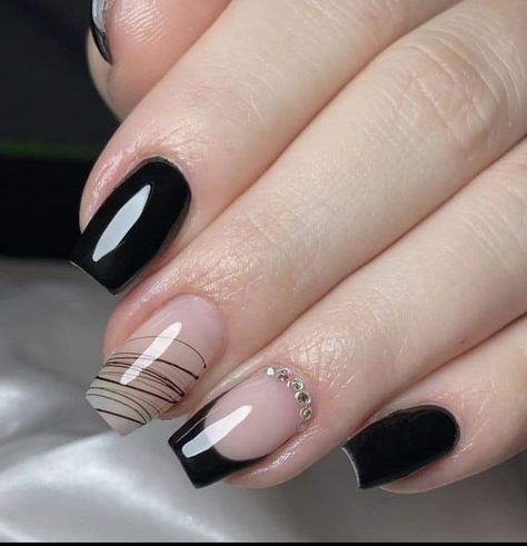 Aesthetic Nails Acrylic Summer, Aesthetic Nails Acrylic, Short Nails Cute, Nails Acrylic Summer, Nails Acrylic Designs, Nail Ideas For Summer, Nail Inspo Summer, Nails 2023 Trends, Elegant Touch Nails