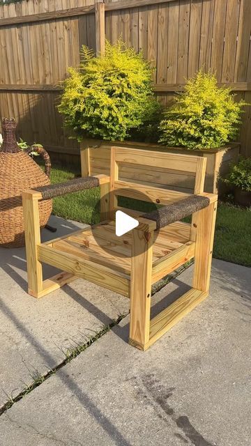 Garden Sofa Set, Furniture Couch, Wooden Projects, Garden Sofa, Diy Furniture Couch, Couch Furniture, Wood Work, Outdoor Ideas, Diy Wood