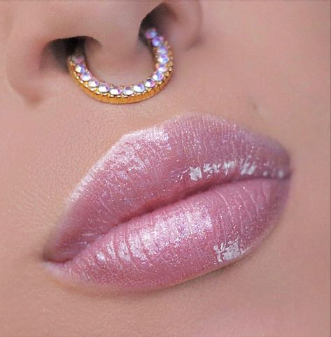 Anastasia Beverly Hills lip gloss “Diamond”, soft barbie pink glitter lips | High shine, perfect for winter Diamond Lips Makeup, Diamond Lips, Beauty Academy, Lip Beauty, Kissable Lips, Lips Makeup, Glitter Lips, Pink Lipstick, Ring Women