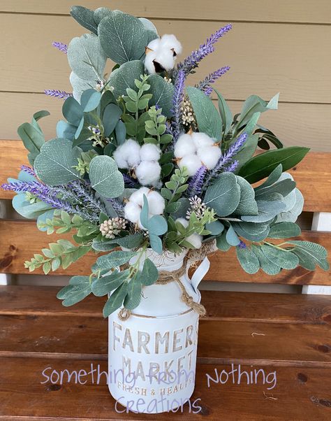 Cotton Arrangements, Farmhouse Floral Arrangements, House Arrangement, Diy Dried Flower Arrangement, Western Centerpieces, Spring Bedroom Decor, Vintage Flower Arrangements, Cotton Farm, Farmhouse Flowers