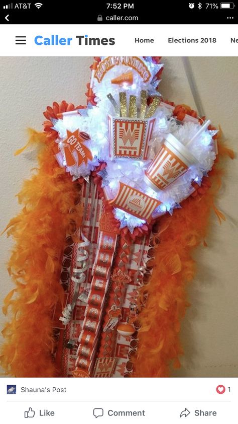 Hoco Mums Ideas, Hoco Mums, Homecoming Mums, My School, Marketing Ideas, 4th Of July Wreath, Homecoming, Thing 1, Humor