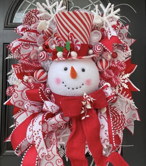 Wreaths Front Door, Wreath Snowman, Holiday Wreaths Christmas, Christmas Front Door, White Christmas Wreath, Snowman Door, Peppermint Christmas, Christmas Mesh Wreaths, Christmas Front Doors