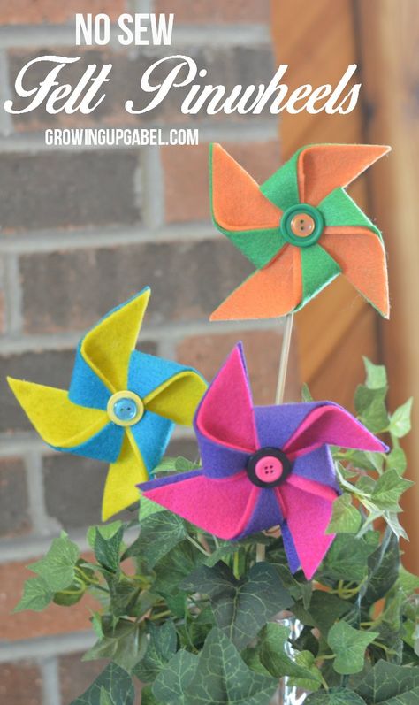 A few sheets of colorful felt, glue and buttons are all you need to make this no sew felt pinwheel perfect for spring decorating. Sleepover Ideas For Kids, Easy Felt Crafts, Handicraft Ideas, Sew Felt, Easy Yarn Crafts, Felt Glue, S Craft, Purse Crafts, Felt Crafts Diy