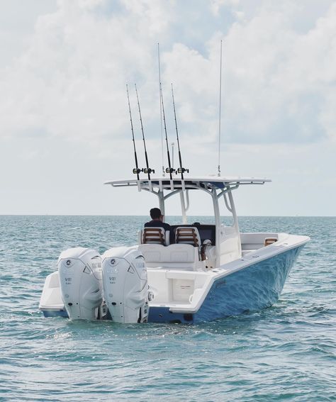 Searay Boats, Grady White Boats, Saltwater Boats, Offshore Fishing Boats, Key West House, Deep Sea Fish, Center Console Fishing Boats, Sea Ray Boat, Deck Boats