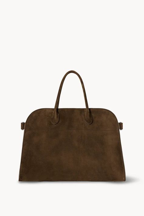 The Row's collection of top handle bags in high-quality suede and leather. Discover the collection of classic handbags. Karl Lagerfeld Bag, Bag Prada, Suede Tote, Suede Handbags, Classic Handbags, Tote Bag Leather, Iraq, Soft Suede, Brown Suede