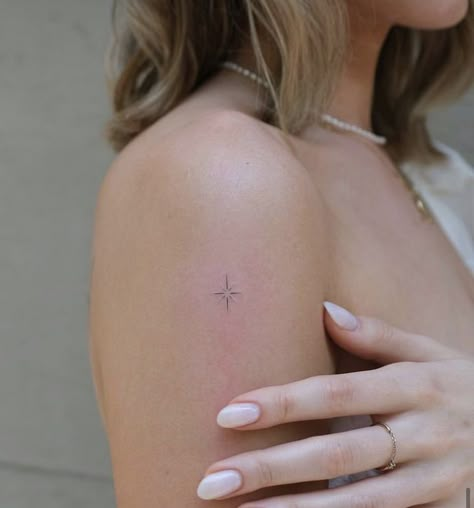 North Star Tattoo, Tattoos For Female, Above Elbow Tattoo, North Star Tattoos, Sparkle Tattoo, Small Star Tattoos, Unique Small Tattoo, Star Tattoo Designs, Elbow Tattoos