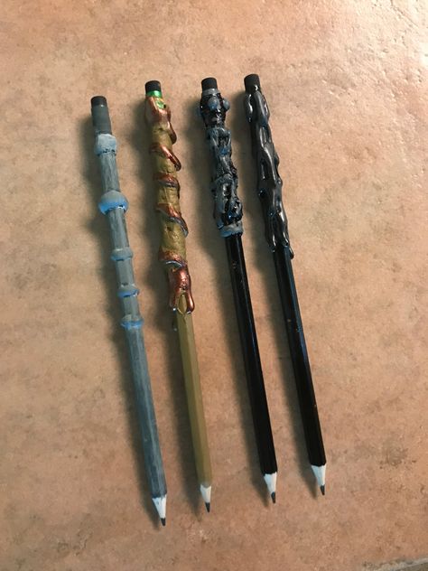 Harry Potter wand pencils Make A Harry Potter Wand, Wand Pencils, Harry Potter Wand, Harry Potter, Pencil, Pen