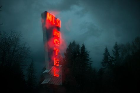 Outside the Mt. Si Motel in North Bend, Wash. Todd Hido, Become A Photographer, American Gods, Ansel Adams, Photo Story, Twin Peaks, Photojournalism, Art Fair, Emerging Artists