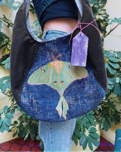 Sapphic Oracle Bag, Hobo Bag Aesthetic, Small Bag Outfit, Silly Gifts, Patchwork Tote Bags, Novelty Bags, Boho Bags, Hippie Outfits, Cute Bags