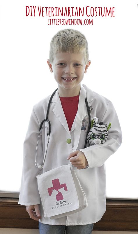 This DIY Veterinarian costume is perfect for your little animal lover for Halloween! Veterinarian Costume, Vet Costume, Science Costumes, Knit Videos, Free Halloween Costumes, Learn To Knit, Book Week Costume, Costume Tutorial, Costume Sewing Patterns